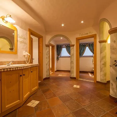 Tolderhof Hotel 3*