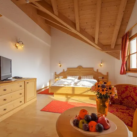 Hotel Tolderhof 3*